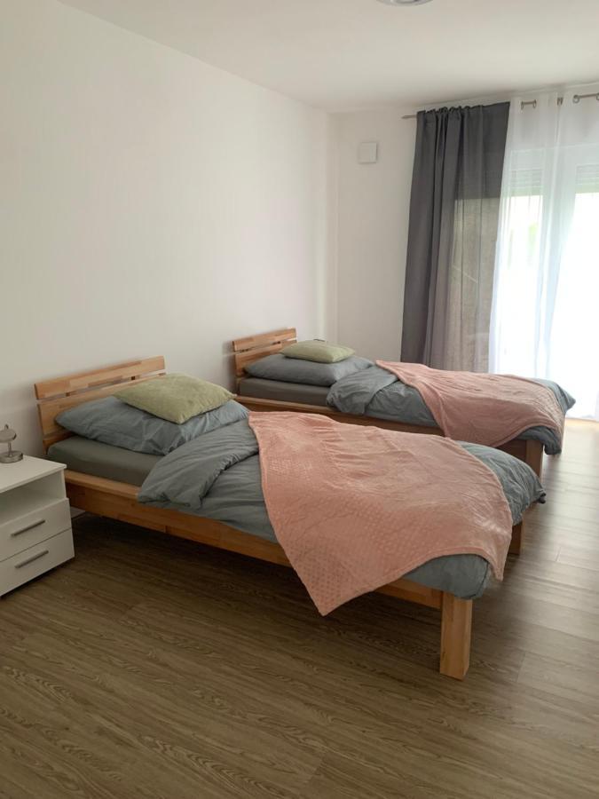 3 Zimmer Ferienwohnung Hanna Hirschaid Exteriör bild